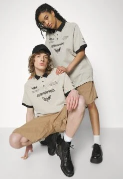 YOURTURN Genderless Parachute - Shorts - Brown -YOURTURN Winkel 0a098ffaef5c4f0797a723c98a77422a