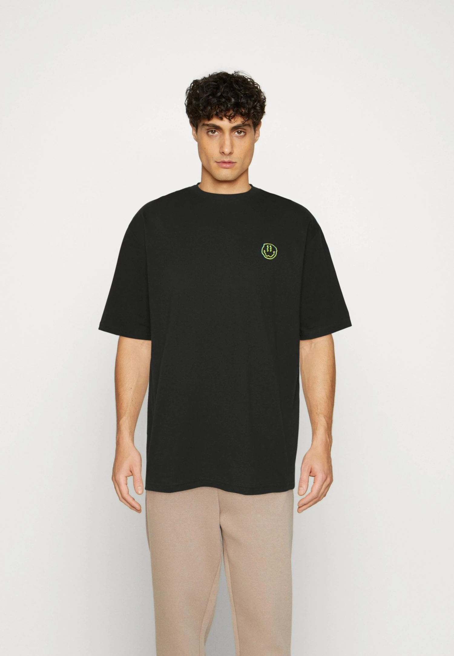 YOURTURN Unisex - T-Shirt Basic - Black 1 YOURTURN Unisex - T-Shirt Basic - Black