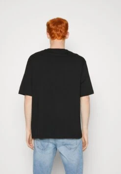 YOURTURN Unisex - T-Shirt Print - Black -YOURTURN Winkel 2fdc5ee50a3442d08f9689b6b37be8c3