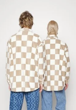 YOURTURN Unisex - Overhemdblouse - Beige 8 YOURTURN Unisex - Overhemdblouse - Beige -YOURTURN Winkel 3003627b7ee748c6b05fc9c670ef42c4