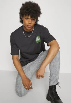 YOURTURN Snake Desire Tee Unisex - T-Shirt Print - Dark Grey -YOURTURN Winkel 44b0ef6a79da4748873fd0fa23caf12a