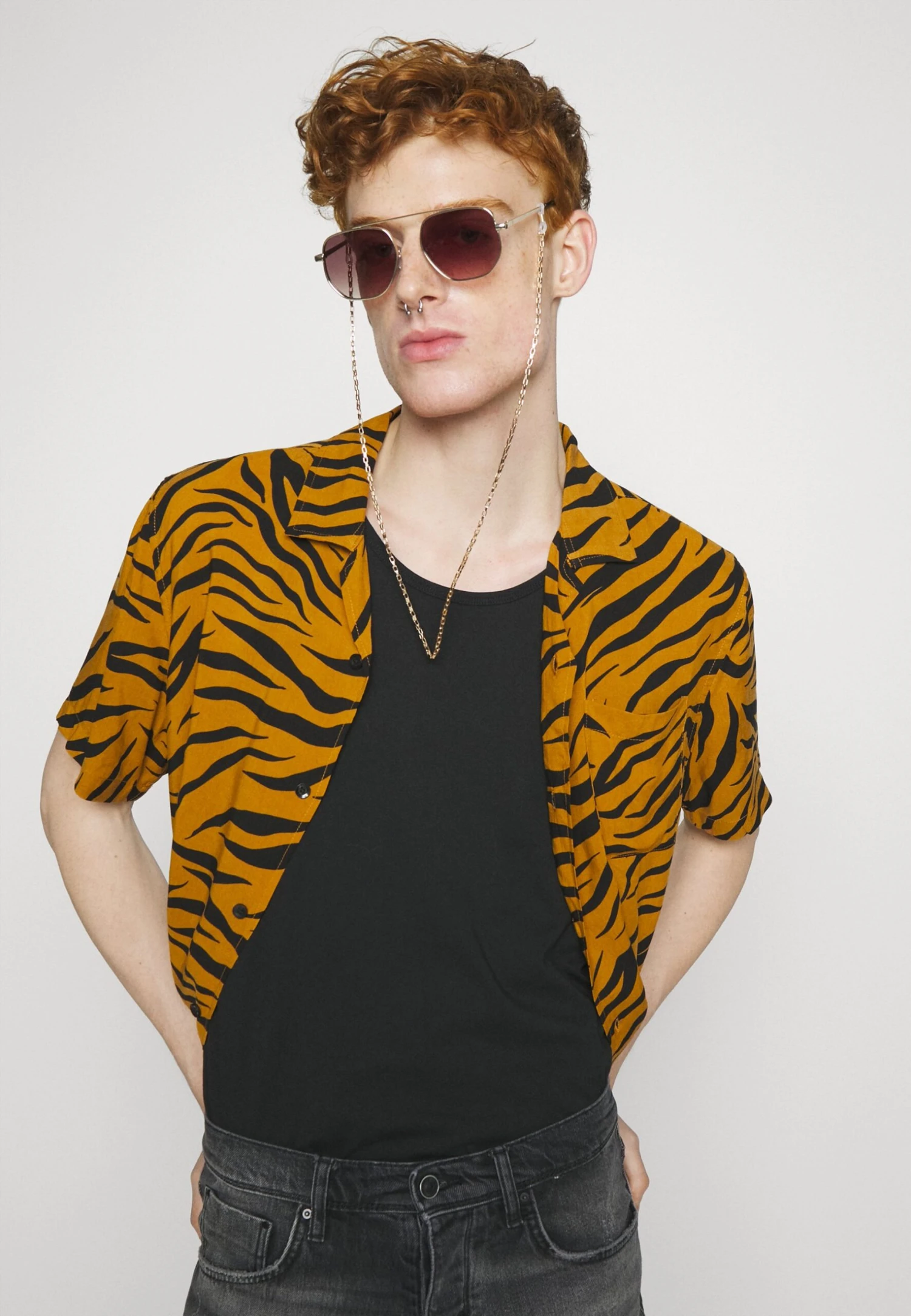 YOURTURN Genderless Resort- Overhemd - Black 4 YOURTURN Genderless Resort- Overhemd - Black - Afbeelding 4