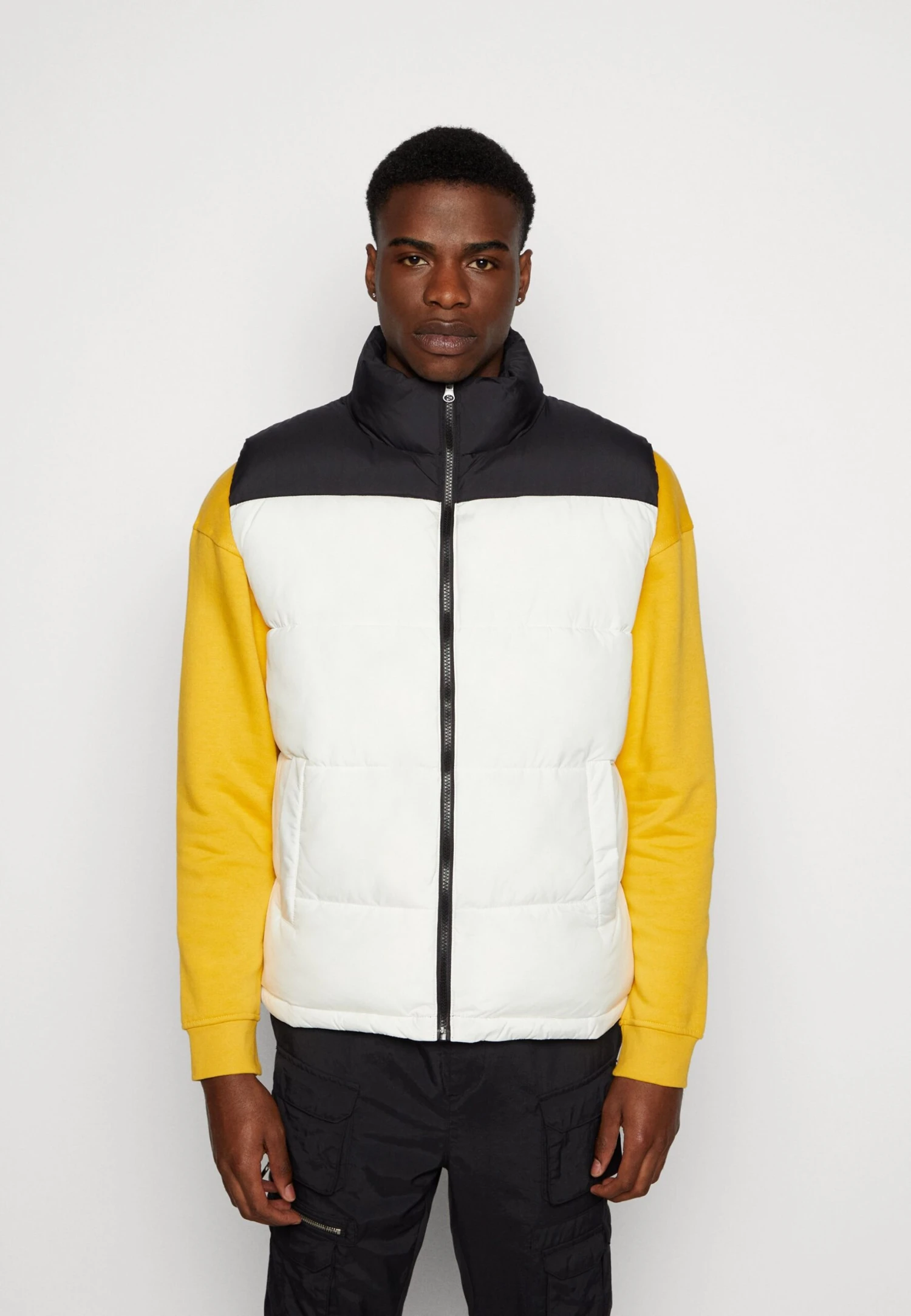 YOURTURN Puffer Vest Unisex - Bodywarmer - Black/White 1 YOURTURN Puffer Vest Unisex - Bodywarmer - Black/White