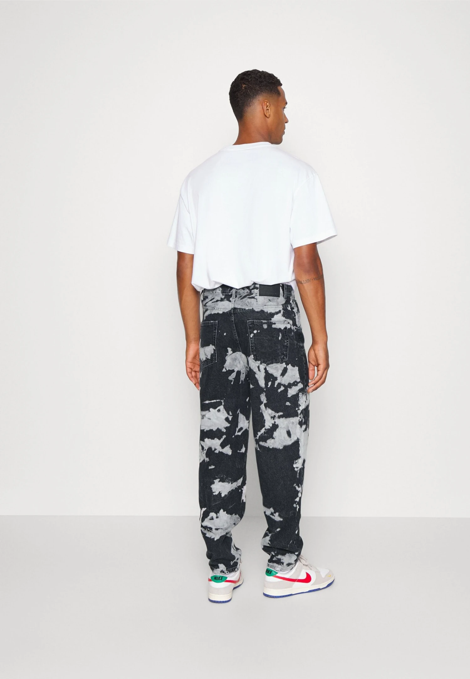 YOURTURN Unisex Moonwash Unisex - Relaxed Fit Jeans - Black 3 YOURTURN Unisex Moonwash Unisex - Relaxed Fit Jeans - Black - Afbeelding 3