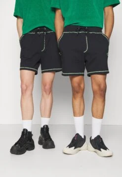 YOURTURN Unisex - Shorts - Black