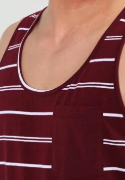 YOURTURN Top - Bordeaux 8 YOURTURN Top - Bordeaux -YOURTURN Winkel 78e2f25c5ace4c02a477636dfa6a996f