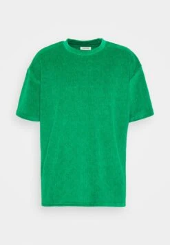 YOURTURN Unisex - T-Shirt Basic - Green 10 YOURTURN Unisex - T-Shirt Basic - Green -YOURTURN Winkel 7d69fc35aab64469be2566efe24120e7