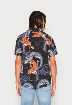 YOURTURN Unisex - Overhemd - Black -YOURTURN Winkel 97ad13ea3fe94ff3a65a60f02b5d1801