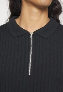 YOURTURN Unisex - Top - Black 11 YOURTURN Unisex - Top - Black -YOURTURN Winkel 9852906e1f3c4537bc69a455f9634027