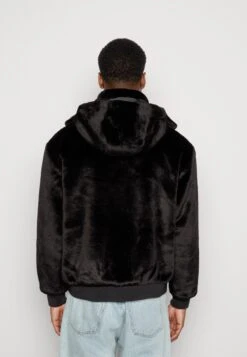 YOURTURN Winterjas - Black 8 YOURTURN Winterjas - Black -YOURTURN Winkel b69717c3558e48f98329c556f739bf64