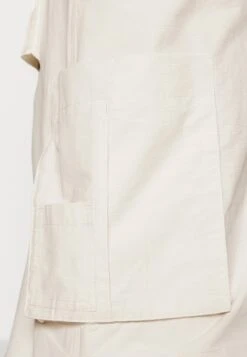 YOURTURN Unisex - Cargobroek - White 13 YOURTURN Unisex - Cargobroek - White -YOURTURN Winkel b765f94c7a4b4aa381e82f4831de94b0