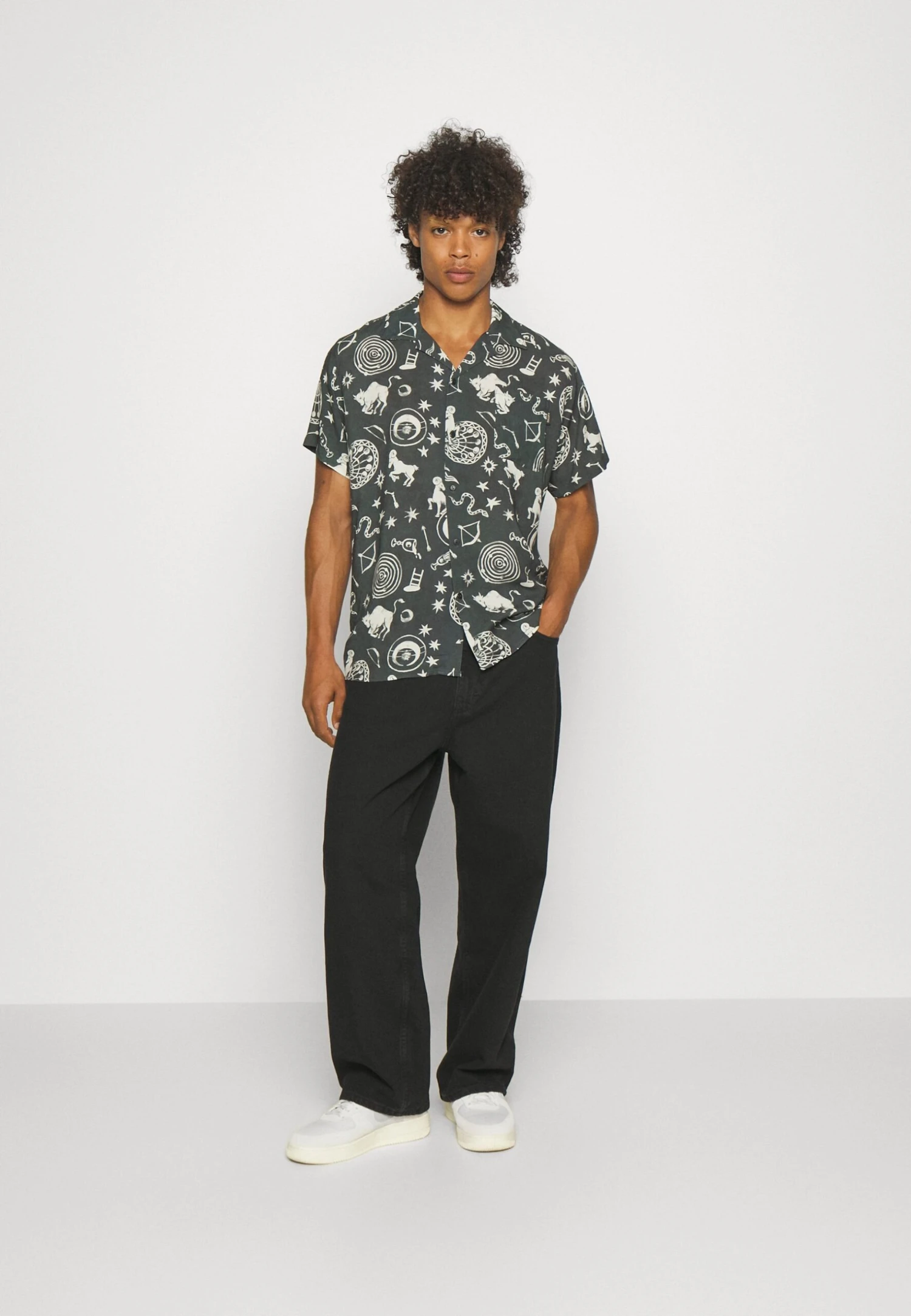 YOURTURN Baggy Jeans Unisex - Relaxed Fit Jeans - Black Denim 2 YOURTURN Baggy Jeans Unisex - Relaxed Fit Jeans - Black Denim - Afbeelding 2