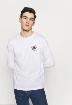 YOURTURN Longsleeve - White 8 YOURTURN Longsleeve - White -YOURTURN Winkel b93fced6baf74b7faaf69450a8732db2
