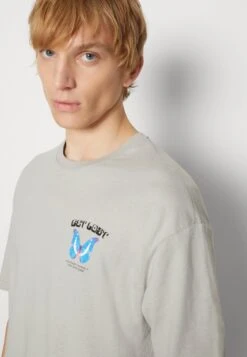 YOURTURN Get Lost Tee Unisex - T-Shirt Print - Grey 11 YOURTURN Get Lost Tee Unisex - T-Shirt Print - Grey -YOURTURN Winkel cc93eeecdcab4e609a0e74345f7665ba