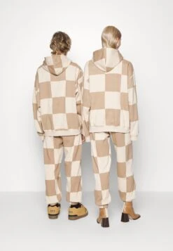 YOURTURN Unisex - Trainingsbroek - Beige -YOURTURN Winkel cf69707f579243a1b1a81a42fc59ce0e