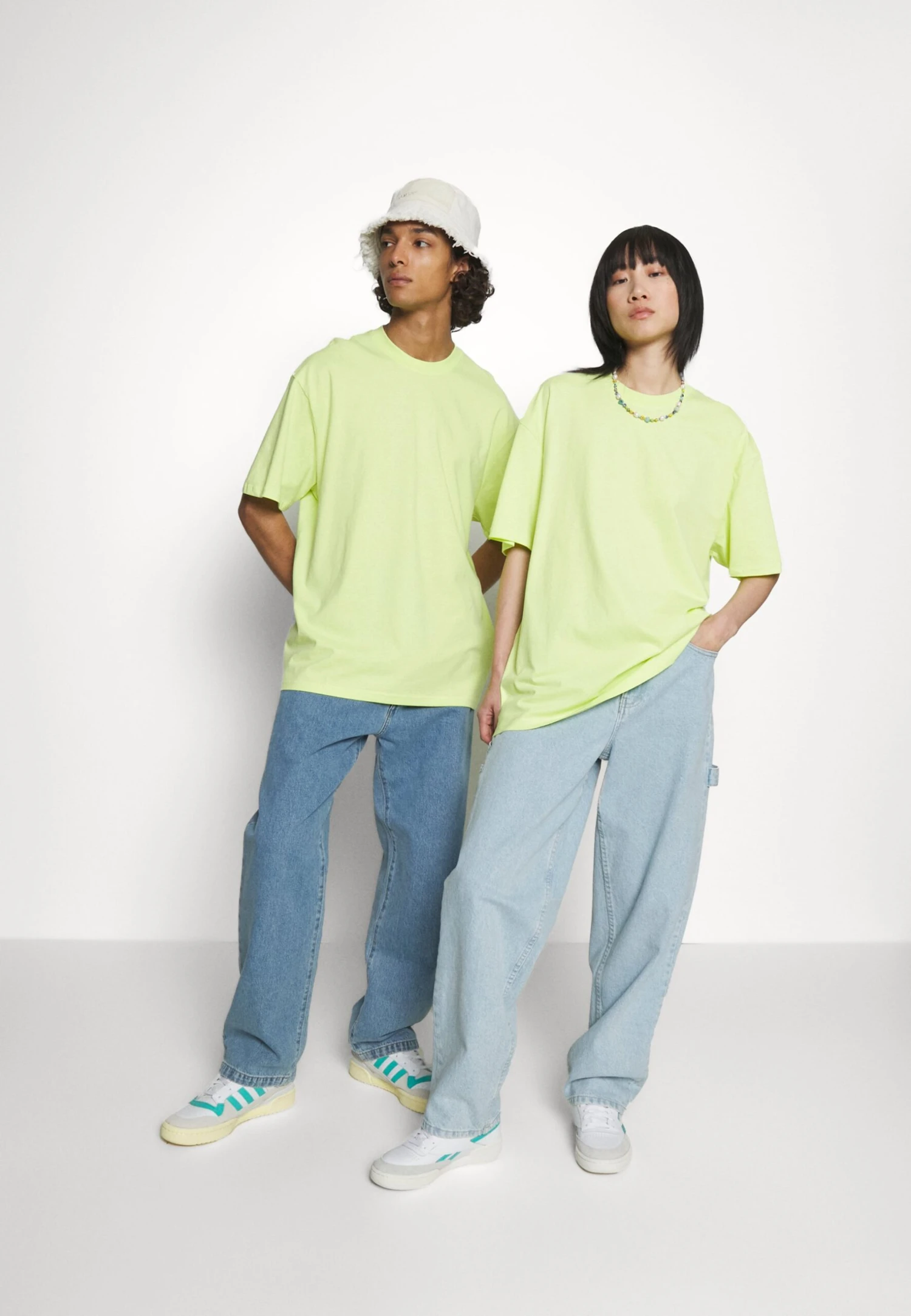 YOURTURN Unisex - T-Shirt Print - Light Yellow 2 YOURTURN Unisex - T-Shirt Print - Light Yellow - Afbeelding 2