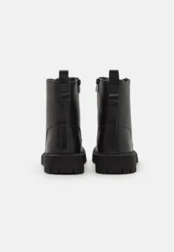 YOURTURN Veterboots - Black 8 YOURTURN Veterboots - Black -YOURTURN Winkel d4ee08c0b3bf43f3b0381acd10e2d910