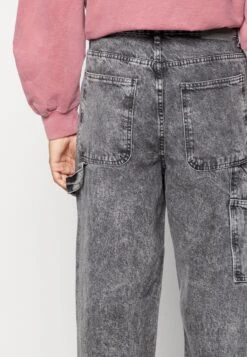 YOURTURN Unisex - Relaxed Fit Jeans - Black 11 YOURTURN Unisex - Relaxed Fit Jeans - Black -YOURTURN Winkel e00814ebd1b54f4686e495d066b254e7