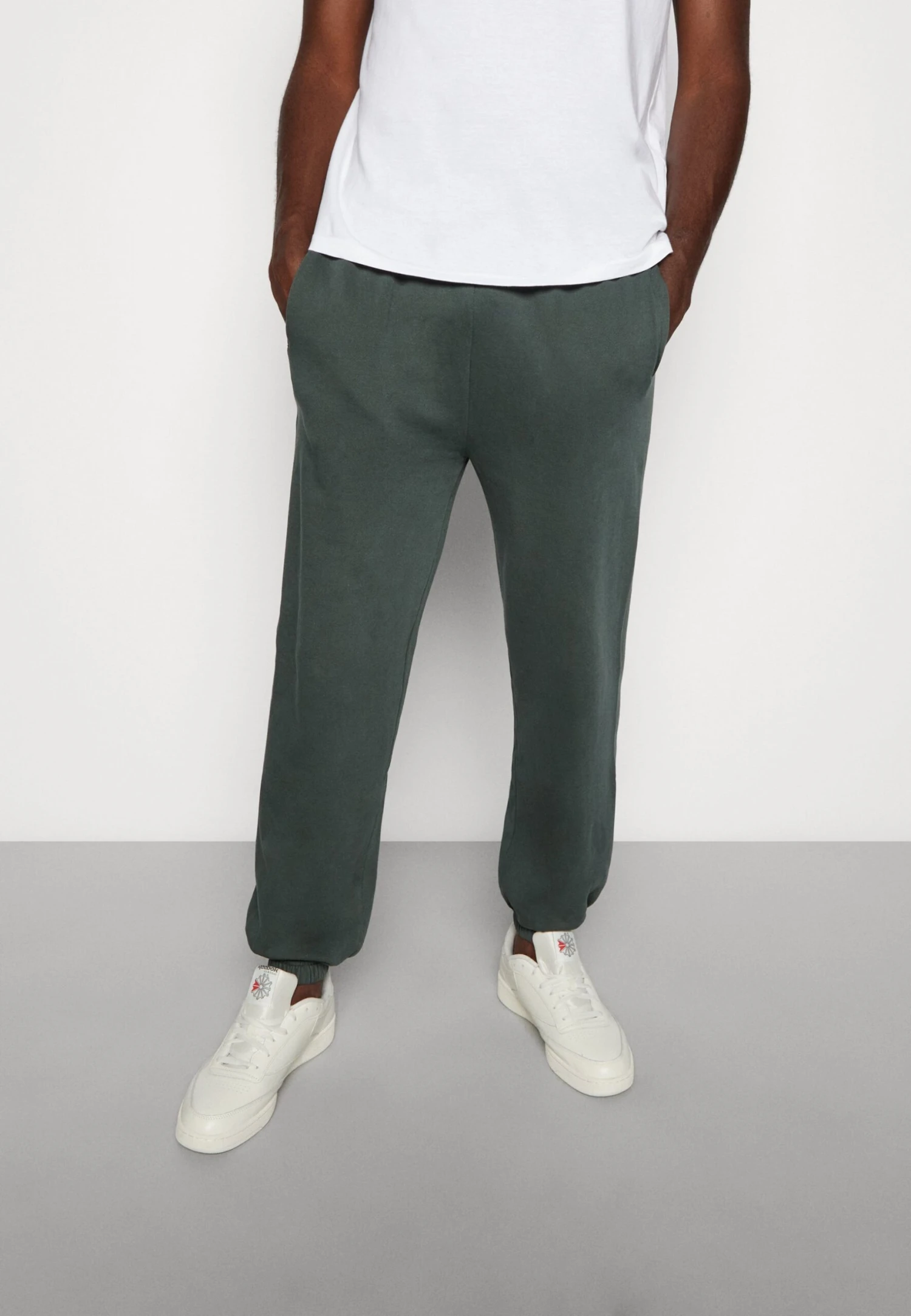 YOURTURN Oversized Unisex - Trainingsbroek -Dark Green 4 YOURTURN Oversized Unisex - Trainingsbroek -Dark Green - Afbeelding 4