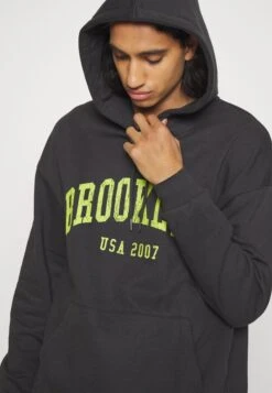 YOURTURN Unisex - Sweater - Black -YOURTURN Winkel e3a88616774a4a09a1d30dc4f7cf1294