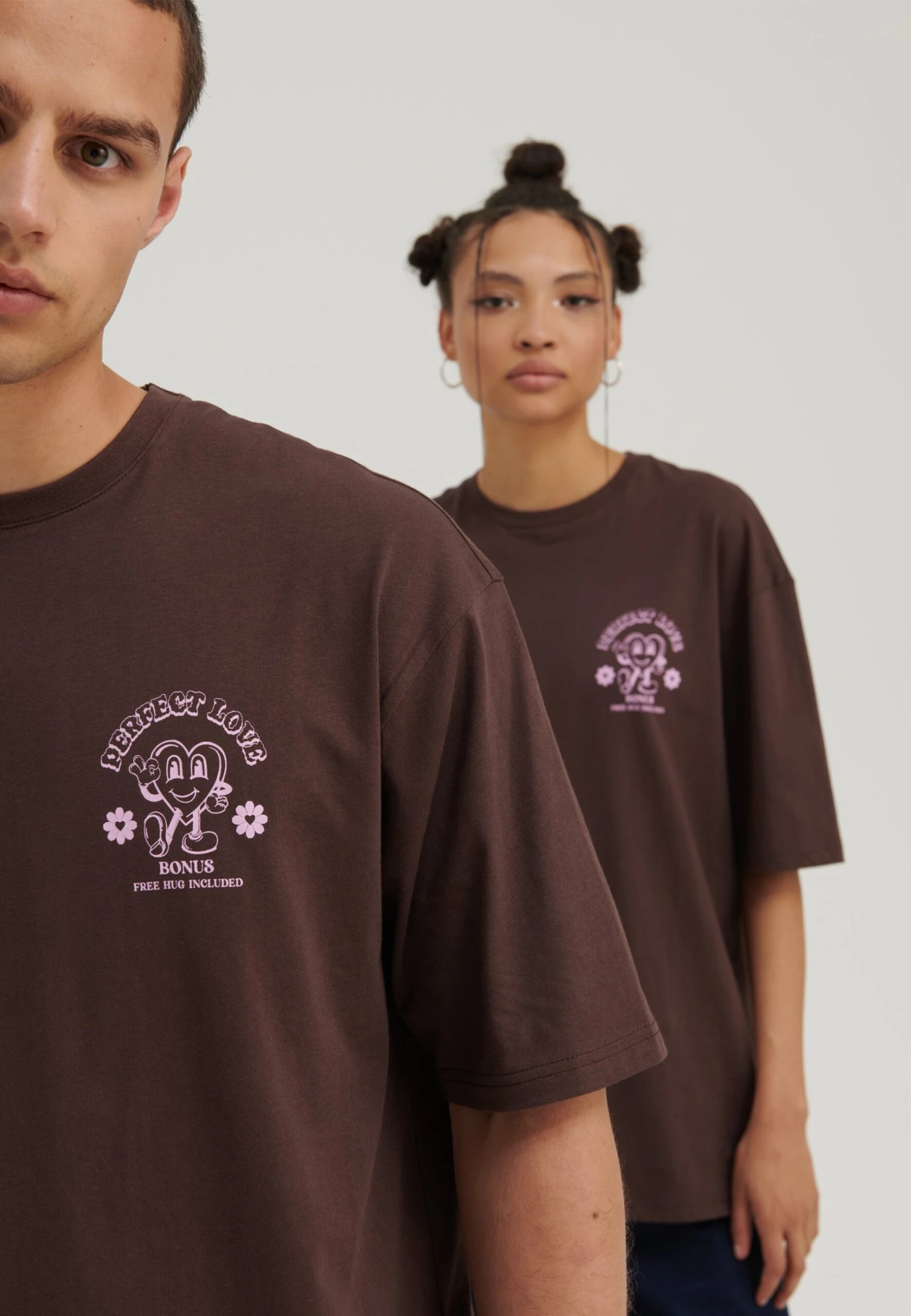 YOURTURN Unisex - T-Shirt Print - Brown 3 YOURTURN Unisex - T-Shirt Print - Brown - Afbeelding 3