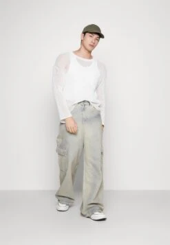 YOURTURN Unisex - Relaxed Fit Jeans - Light Blue Denim 11 YOURTURN Unisex - Relaxed Fit Jeans - Light Blue Denim -YOURTURN Winkel f7f7c383f80448fa97d368d17c642181