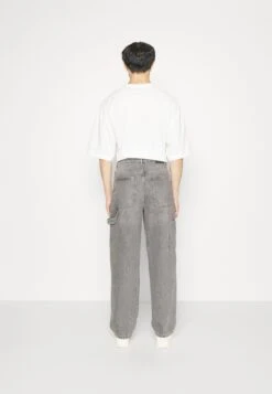 YOURTURN Unisex - Relaxed Fit Jeans - Grey 10 YOURTURN Unisex - Relaxed Fit Jeans - Grey -YOURTURN Winkel f9b0e81180b349aa992a628e843cafcb